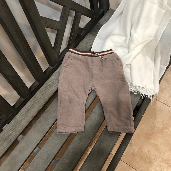 Zara Baby Boy pants 6/9 months. 74 cms/29”